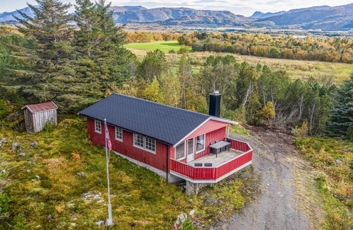 Gjengstoa House | 2 bedroom nice home in Farstad