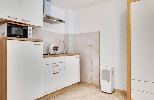 Koranski Brijeg House | 2 bedroom nice home in Koranski Brijeg