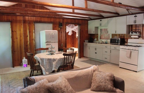 Greenbush Cabin | 2-bedroom pet friendly Lake Huron cabin with Hot Tub, Sauna in Greenbush