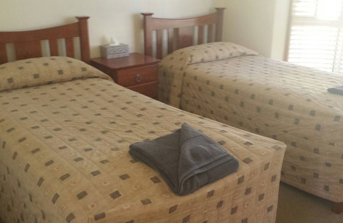 Highfields House | 2 Bedroom Private and Modern Guest Unit in beautiful Highfields (Toowoomba)