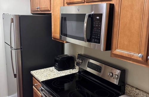 Lackey Resort | 2-bedroom resort in delightful Williamsburg with I/O Pools, AC, fitness room