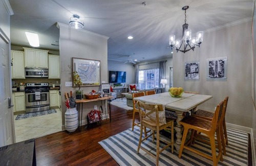 Tuscaloosa Condo | 2 Bedrooms, 2 Baths, Sleeps 6 - RTR and Welcome to The Red Elephant