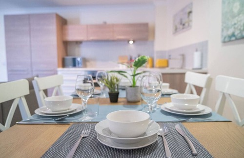Theatreland Birmingham Apartment | 2 Beds & 2 Baths Flat & by the O2 academy