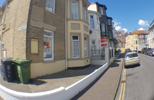 Great Yarmouth Apartment | 2 berth, first floor flat, Glen Villa 4