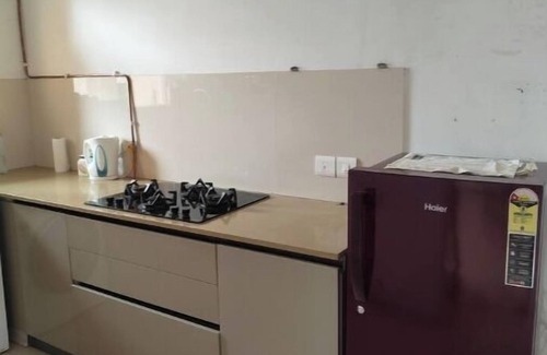 Thane West Apartment | 2 BHK Flats for sale in Hiranandani Estate