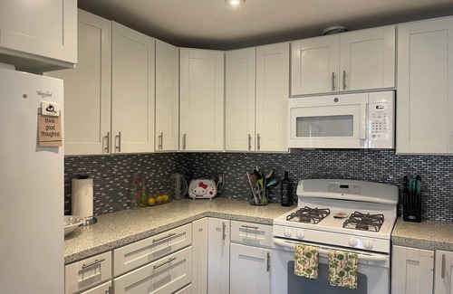 Hermosa Beach Condo | 2 blocks 2 Beach Beautiful Condo with Pool
