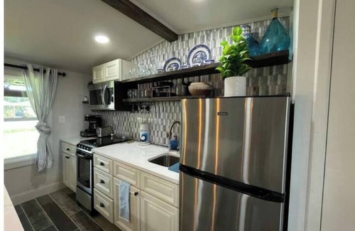 Davenport House | 2 BM/French Country Style DPLX
