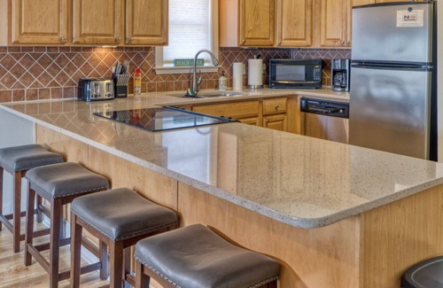 North Carolina Coast Condo | 2 BR/2.5 BA beautiful, spacious waterfront Carolina Beach condo