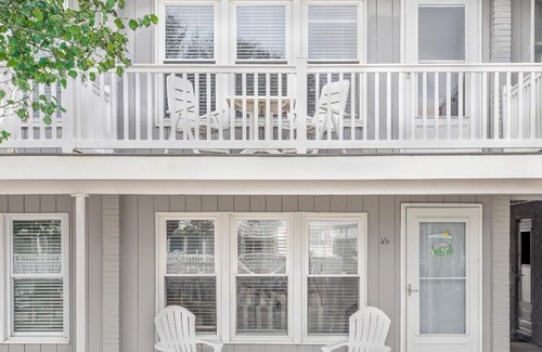 Brigantine Condo | 2 BR 2 Bath Condo W/Pool Across from Beautiful Beach!