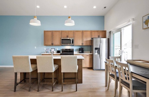 Ocean City Villa | 2 Br/2 bath townhouse downtown OC by Rt 50 bridge, great location for festivals
