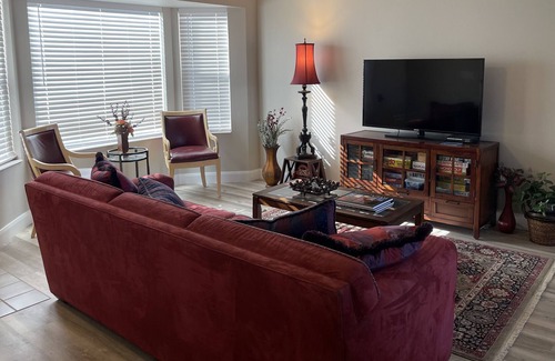 St. George Condo | 2 BR CONDO in the heart of St George! INCREDIBLE VIEWS, all the way to Zion!