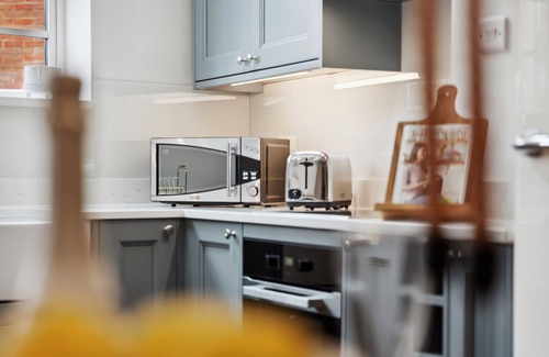 Winchester House | 2-BR Cosy Retreat, w/Garden, central Winchester
