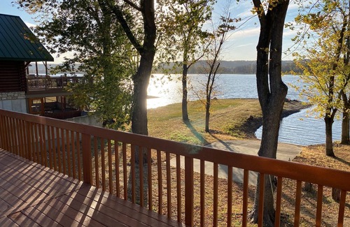 Prairie Du Chien House | 2 BR Lakefront Prairie Du Chien - Gremore Lake