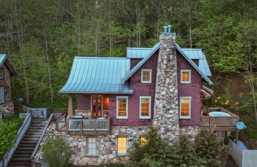 Wolf Laurel House | 2 Cabins & Views for Miles Hot Tubs Pool Table