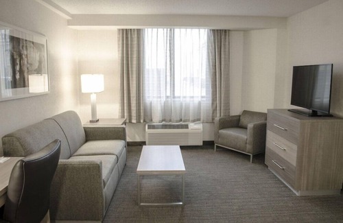 Fargo Hotel | 2 Connecting Suites at a Hotel