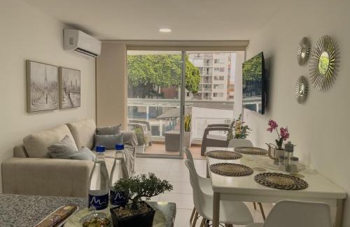 Santa Maria Apartment | 2 cuartos AC y piscina