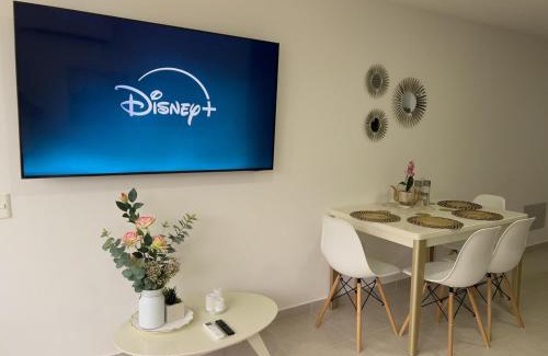 Santa Maria Apartment | 2 cuartos AC y piscina