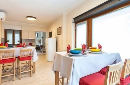 Somma Lombardo House | 2- Double room, two singles, private bathroom