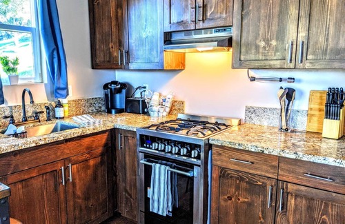 Pauma Valley Cabin | # 2. Eagle's Perch - 1 Bedroom Cabin with Fireplace & Views
