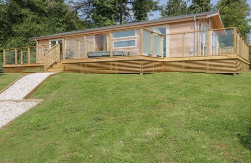 Dobwalls Cottage | 2 FARAWAY FIELDS, family friendly, luxury holiday cottage in Dobwalls
