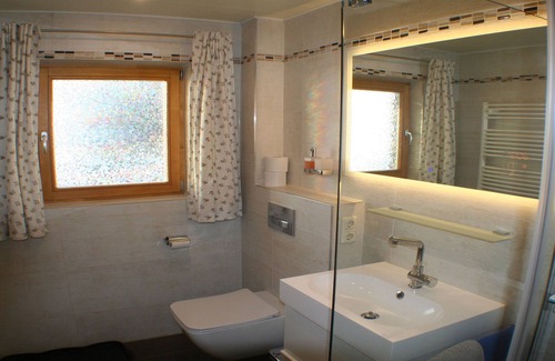 Entfelden Apartment | (2) Ferienwohnung 36m², 2 Personen mit seperaten Schlafzimmer, Du/WC, Balkon