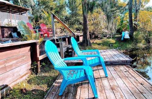 Keystone House | 2 kitchens, Canoe, kayak on Sunset Lake + 700sqf apt Perfect for family getaways