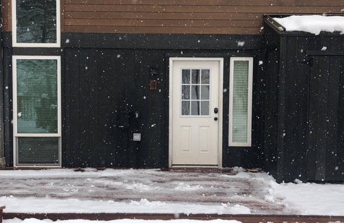 Vail Condo | 2 level condo in quiet East Vail
