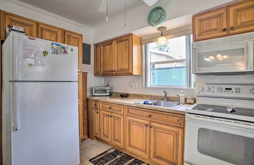Dania Beach House | 2 Mi to Boardwalk: Home w/Grill in Dania Beach!