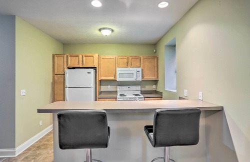 Tremont Cottage | ~ 2 Mi to Downtown - Cozy Cleveland Unit