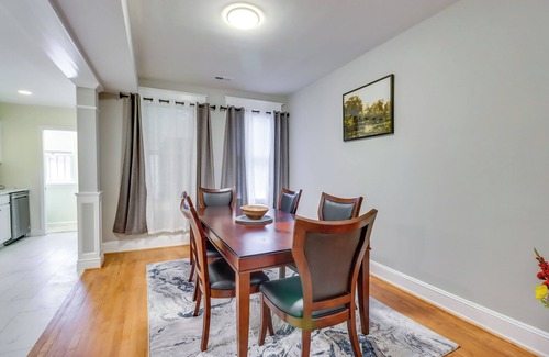 Le Droit Park House | 2 Mi to National Mall: DC Townhome