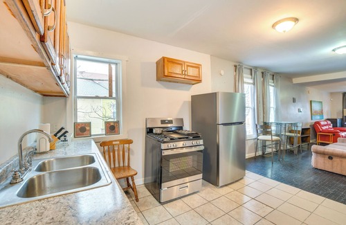 Back of the Yards House | 2 Mi to Red Line: Chicago Home Near Sherman Park