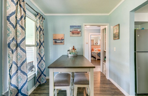 Aransas Pass House | 2 Mi to Redfish Bay: Aransas Pass Home w/Fire Pit