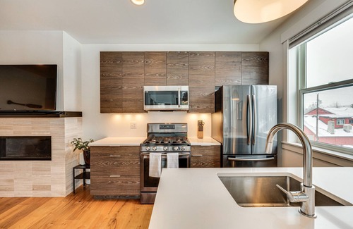 Grand Lake Condo | 2 Mi to RMNP: Mtn-View Grand Lake Loft!
