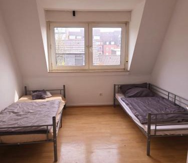 Oberhausen Apartment | 2 Montage oder Ferienunterkunft in Oberhausen