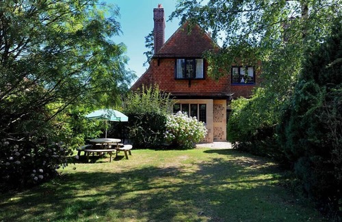 Rousdon House | 2 OLD HOME FARM, pet friendly, with open fire in Lyme Regis