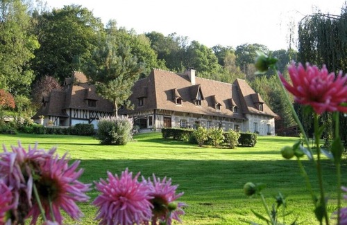 Les Preaux House | 2-person gîte between Honfleur and Pont-audemer with swimming pool from May to September