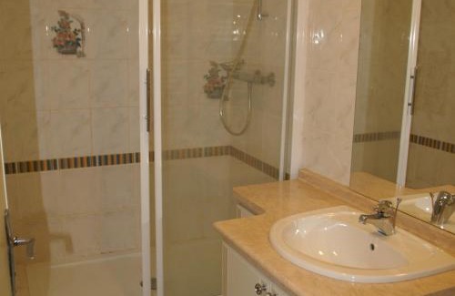 Prapoutel Apartment | 2 pièces cabine au pied des pistes avec balcon et casier à skis - FR-1-557-65