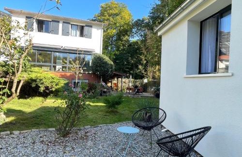 Champigny-sur-Marne House | 2 pièces cosy & indépendant proche Paris-Disney