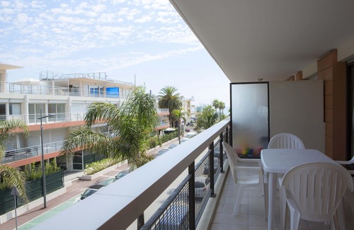 Villeneuve Loubet Beach Apartment | 2 Pieces in Luxurious Residence Royal Cap, sea and swimming pools