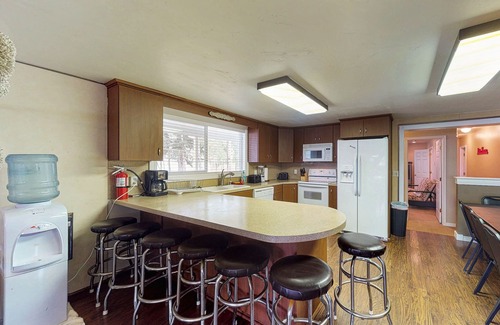 Laketown House | 2 private beachfront homes on east side of Bear Lake, boat parking