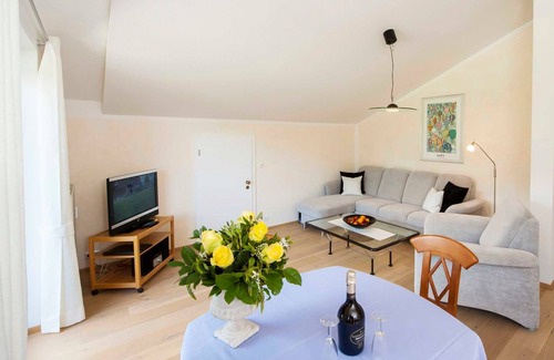 Rottach Apartment | 2-room apartment with 68m² - .Ferienwohnungen Kraus