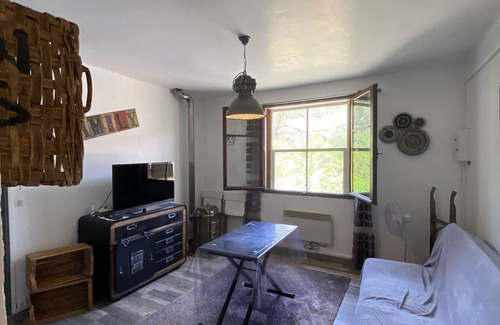 Aups Apartment | 2 room apartment Near Gorges du Verdon