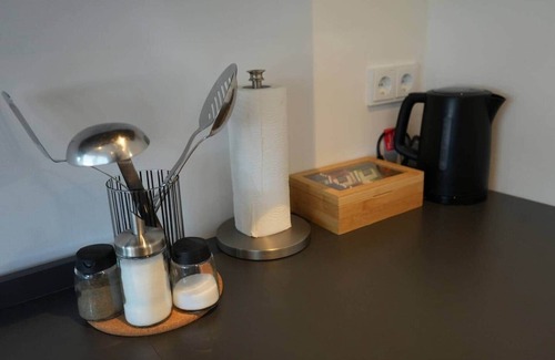 Berenbostel Apartment | 2-room apartment with balcony for families & fitters No2