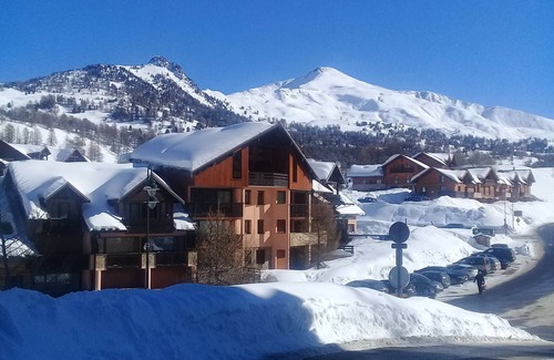 Les Claux Cabin | 2 rooms cabins on the slopes