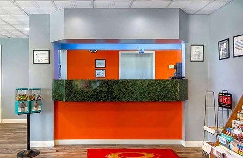 Cortland Hotel | 2-Star Hotel ∙ Econo Lodge Cortland