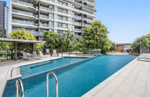 Newstead Apartment | 2-Storey 1 Bedroom Unit - Q Stay