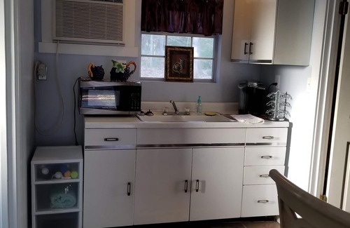 Hemphill Cottage | 2 story cottage 2 bedroom 1 bath lake access seasonal. Six Mile on Toledo