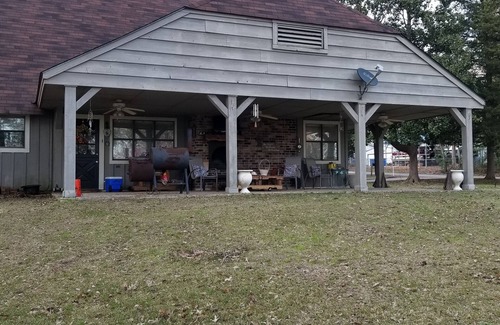 Hemphill Cottage | 2 story cottage 2 bedroom 1 bath lake access seasonal. Six Mile on Toledo