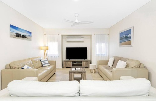 Geographe House | 2 Story luxury beach house