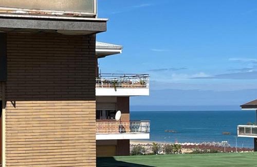 Pescara Apartment | 2 Suite Esclusive in Centro con Splendida Vista Mare!
